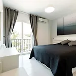 Apartman Spacious 2-bedroom With Free Parking *