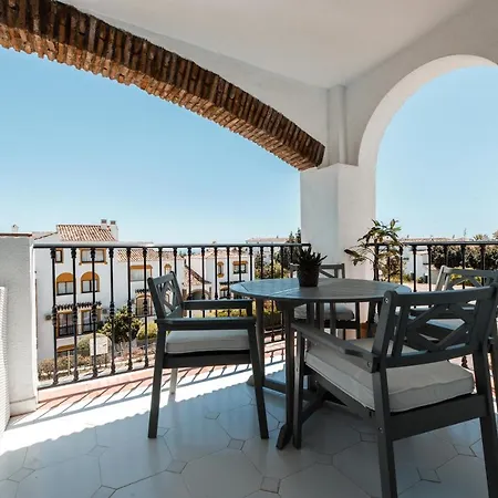 Spacious 2-bedroom With Free Parking