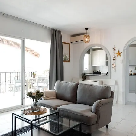 Apartment Spacious 2-bedroom With Free Parking Sitio de Calahonda